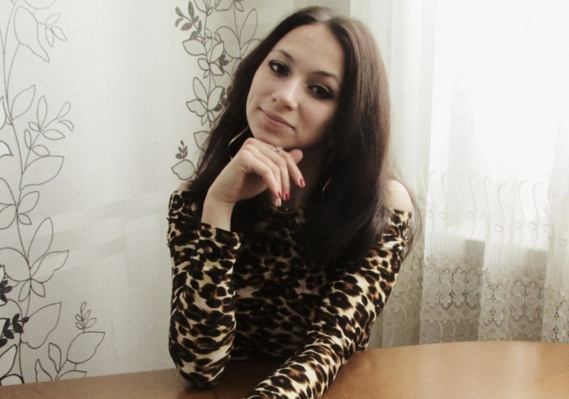 Я опытная и знаю, как доставить тебе незабываемое блаженство. 💋 Живу в Москве, и наша встреча станет самым горячим приключением в этом огромном городе. От нежных ласк до страстного секса - я готова исполнить твои самые сокровенные желания. 🌟 Мои услуги безотказны, а мои возможности безграничны. Можем провести время в номере отеля или я приеду к тебе. 😉 У меня ты найдешь комфорт, уют и полную конфиденциальность. Мои отзывы говорят сами за себя - высококлассное обслуживание и абсолютное удовлетворение. 🌹 Смотри мои фото и не упускай возможность познакомиться со мной лично. Жду твоего звонка, чтобы сделать нашу встречу незабываемой! 💕 Вероника